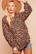 Load image into Gallery viewer, Cashmere Feel Leopard Bubble Sleeve Top
