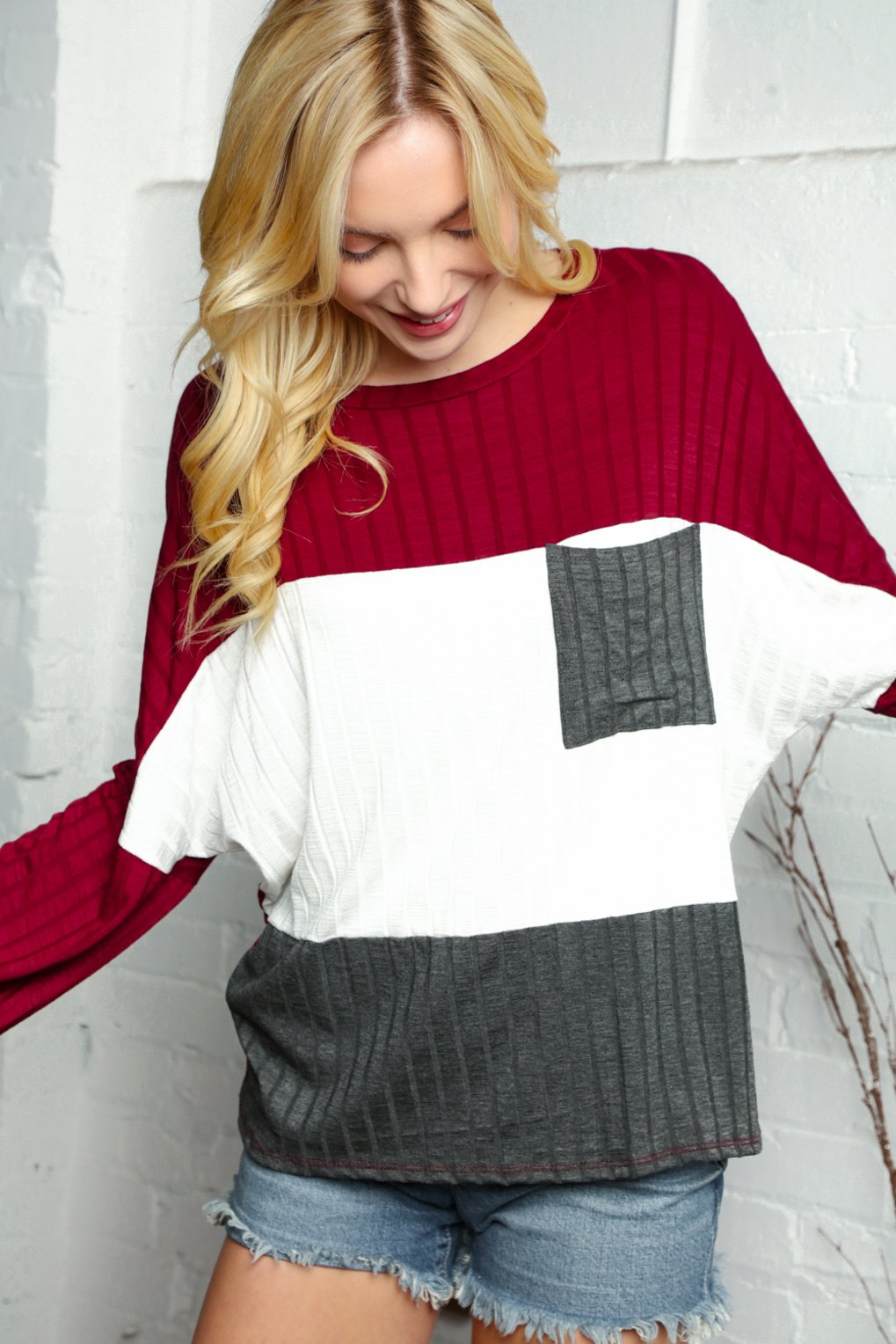 Rib Color Block Front Pocket Knit Top